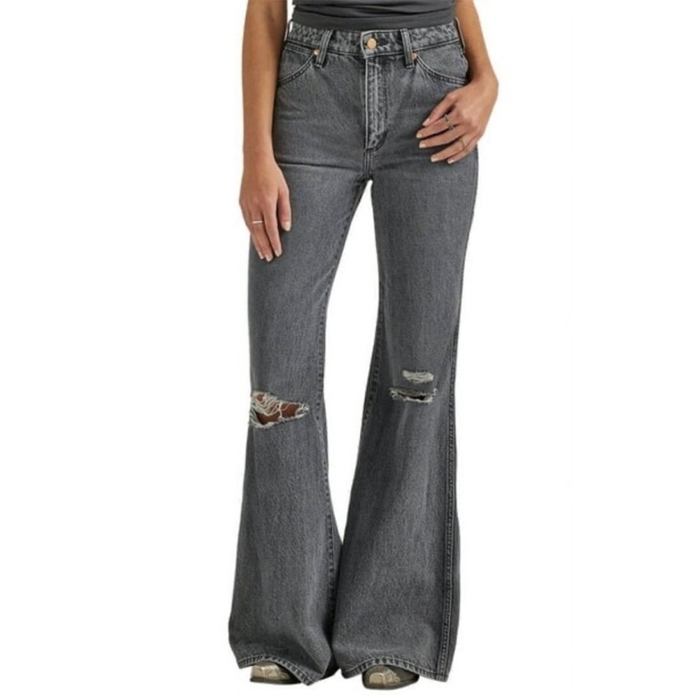 Wrangler Wanderer 622 Heart Patch Flare Jeans size 28X34
